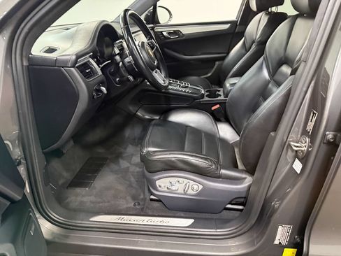 Used 2015 Porsche Macan Turbo AWD/4WD image 56