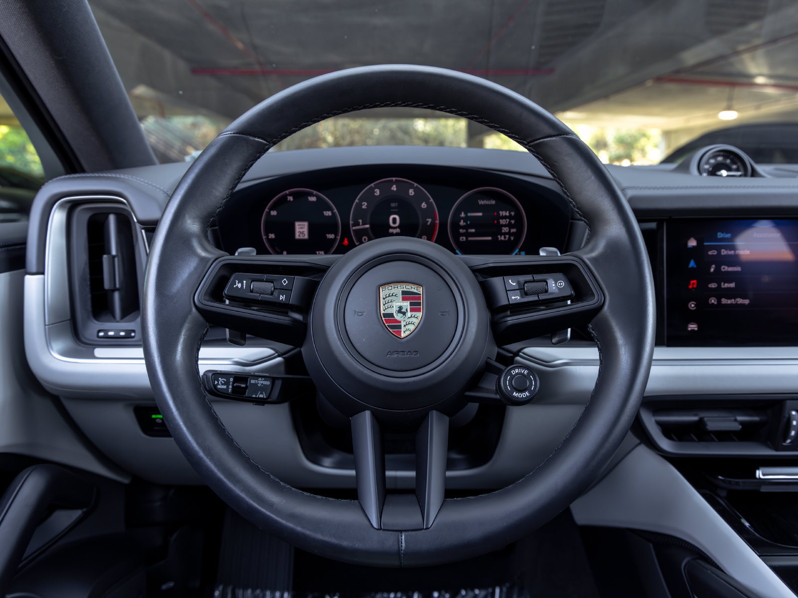 Certified 2024 Porsche Cayenne Coupe AWD/4WD image 26