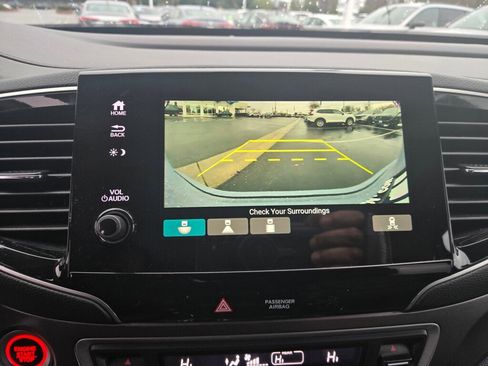 Certified 2022 Honda Pilot Special Edition image 13