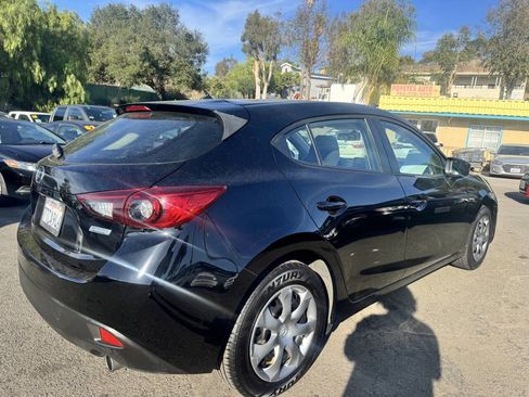 Used 2016 MAZDA MAZDA3 i Sport image 7