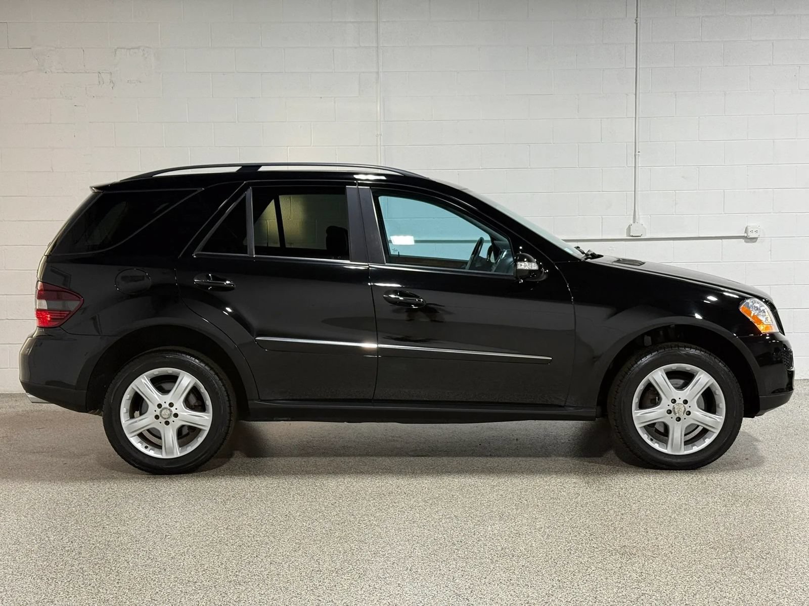 Used 2008 Mercedes-Benz ML 350 4MATIC image 5