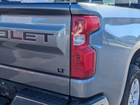 Used 2022 Chevrolet Silverado 1500 LT RWD image 6