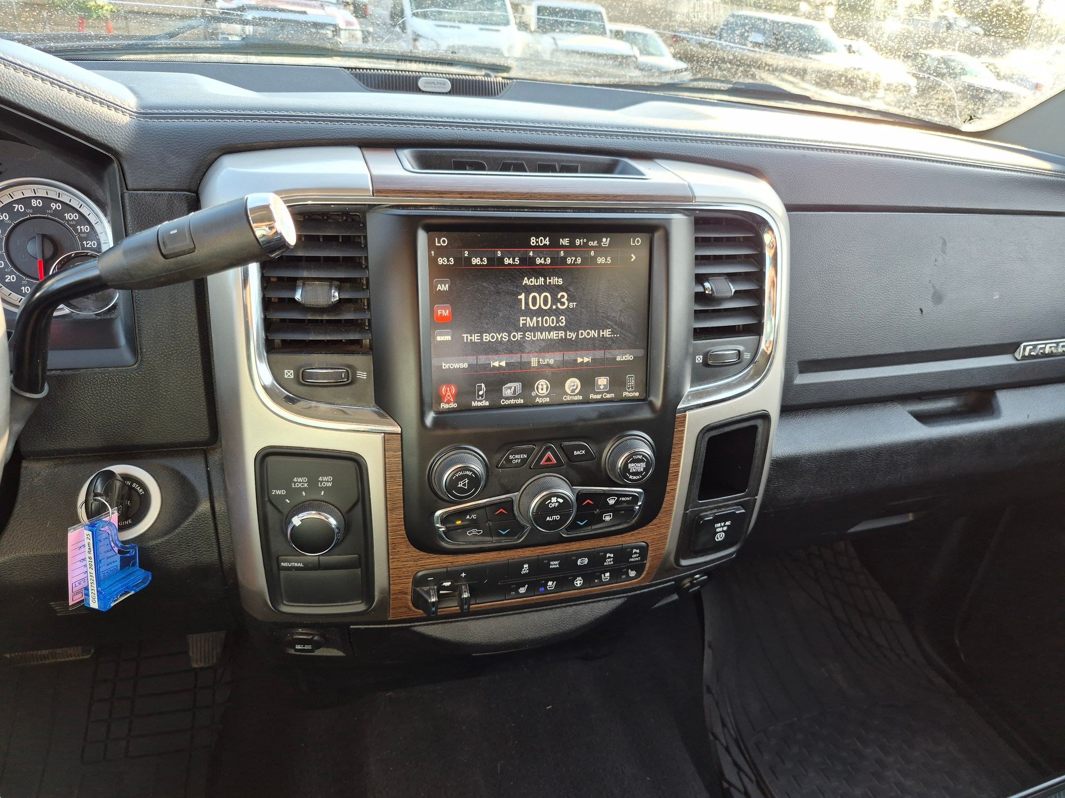 Used 2016 RAM 2500 Laramie w/ Convenience Group AWD/4WD image 25