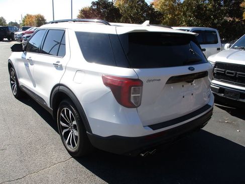 Used 2020 Ford Explorer ST w/ Premium Technology Package image 3