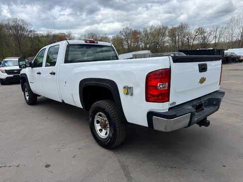 Used 2008 Chevrolet Silverado 3500 W/T AWD/4WD image 3
