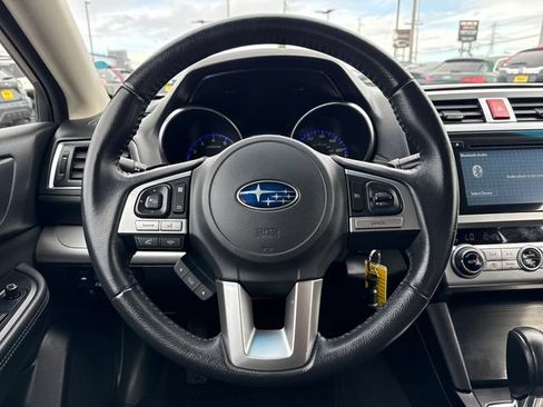 Used 2016 Subaru Legacy 2.5i Premium AWD/4WD image 19