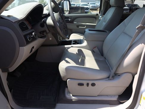 Used 2014 GMC Sierra 2500 SLT w/ SLT Convenience Package AWD/4WD image 11