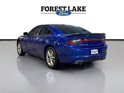 Used 2022 Dodge Charger SXT w/ Driver Convenience Group image 5