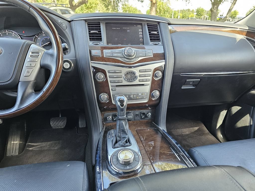 Used 2018 INFINITI QX80 4WD w/ Deluxe Technology Package image 14
