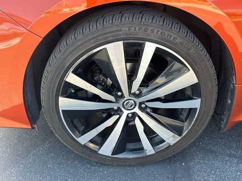 Used 2019 Nissan Altima 2.5 SR w/ SR Premium Package AWD/4WD image 32