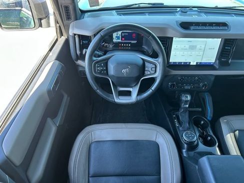 Used 2022 Ford Bronco Wildtrak AWD/4WD image 28