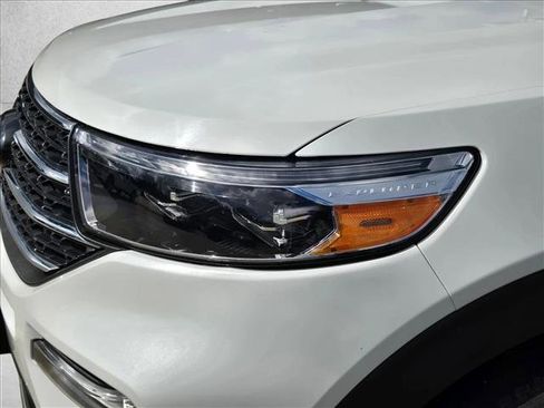 Certified 2023 Ford Explorer XLT w/ Equipment Group 202A image 7