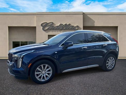Used 2021 Cadillac XT4 Premium Luxury AWD/4WD image 7