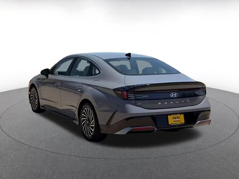 Used 2025 Hyundai Sonata SEL FWD image 11