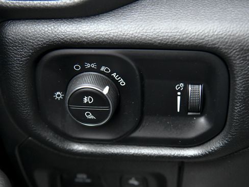 Used 2022 RAM 1500 Big Horn image 37