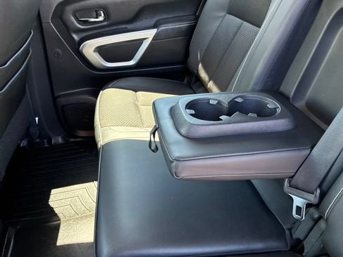Used 2017 Nissan Titan PRO-4X AWD/4WD image 26