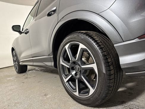 Used 2025 Audi Q3 2.0T Premium Plus w/ Premium Plus Package image 9