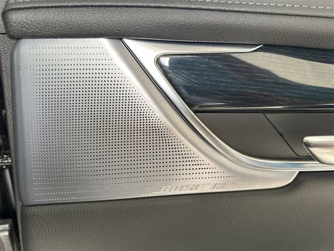 New 2026 Cadillac XT5 Premium Luxury w/ Driver Assist Package image 36