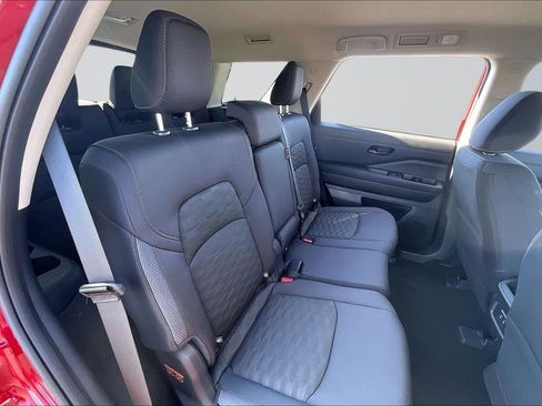 New 2026 Nissan Pathfinder SV AWD/4WD image 10