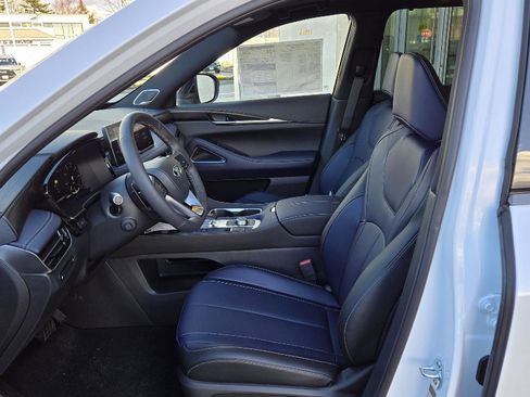 New 2026 INFINITI QX60 Sport w/ Dark Cargo Package image 3