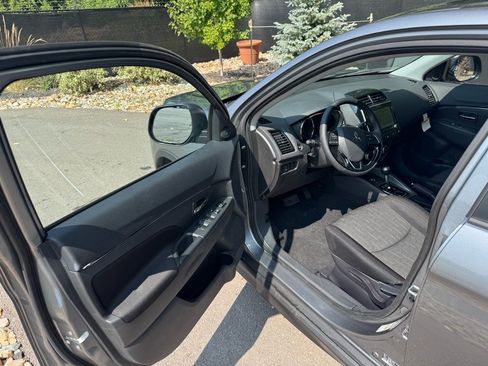 New 2025 Mitsubishi Outlander Sport LE image 19