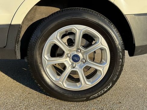 Used 2020 Ford EcoSport SE FWD image 9