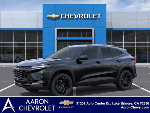 New 2026 Chevrolet Trax ACTIV image 2