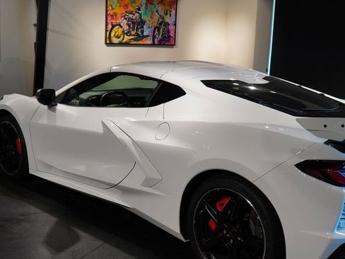 Used 2023 Chevrolet Corvette Stingray Premium Cpe w/ Z51 Performance Package RWD image 28