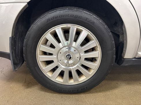 Used 2008 Mercury Sable AWD Sedan image 43