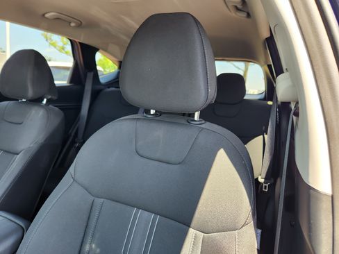 Certified 2023 Hyundai Tucson SEL AWD/4WD image 11