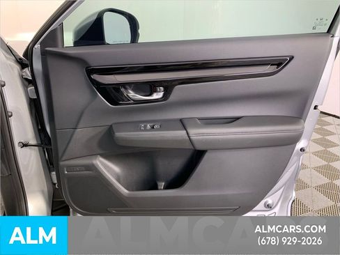 Used 2025 Honda CR-V EX-L image 34