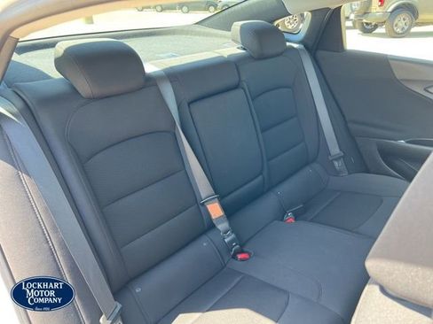 Used 2024 Chevrolet Malibu LT FWD image 21