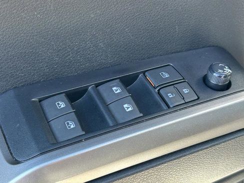 Certified 2023 Toyota Tacoma SR5 image 18