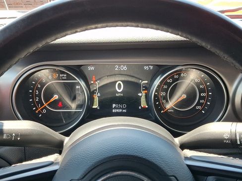 Used 2019 Jeep Wrangler Unlimited Sport S AWD/4WD image 21