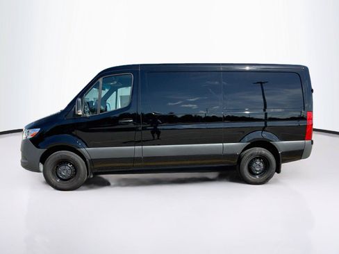 Used 2026 Mercedes-Benz Sprinter 2500 image 2