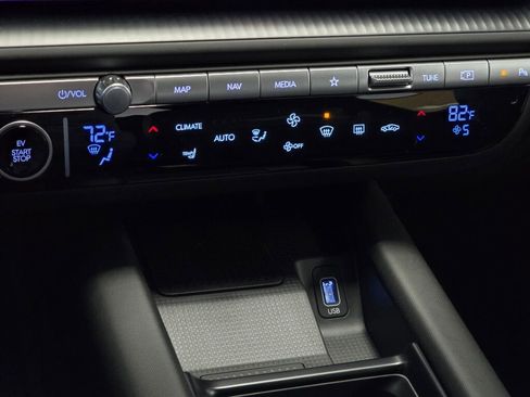 New 2025 Hyundai Ioniq 6 SEL image 23