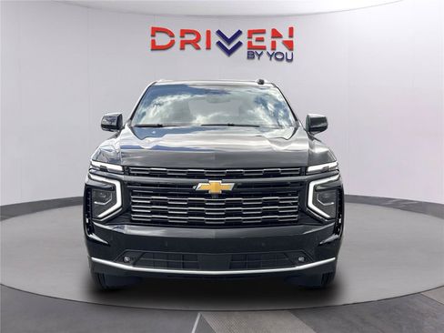 New 2026 Chevrolet Suburban High Country RWD image 9