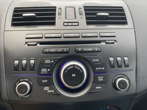 Used 2012 MAZDA MAZDA3 i Touring image 19