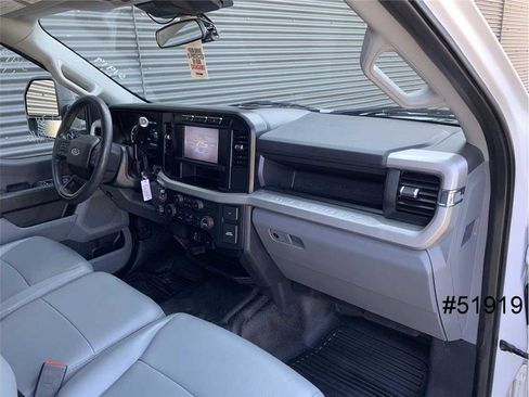 Used 2023 Ford F550 4x4 Crew Cab Super Duty w/ XL Chrome Package image 25