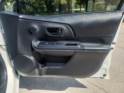 Used 2016 Toyota Prius C One FWD image 29