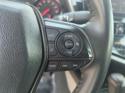 Used 2024 Toyota Camry XSE image 13