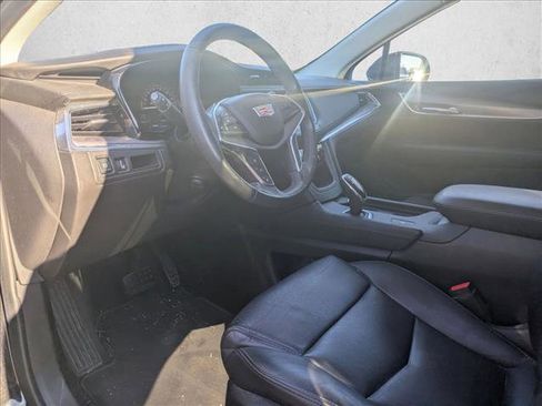 Used 2018 Cadillac XT5 Luxury w/ Driver Awareness Package image 10