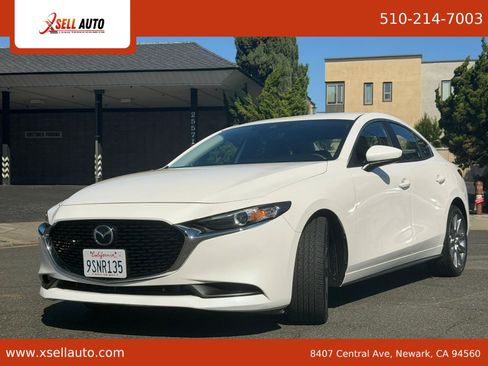 Used 2021 MAZDA MAZDA3 s FWD image 3