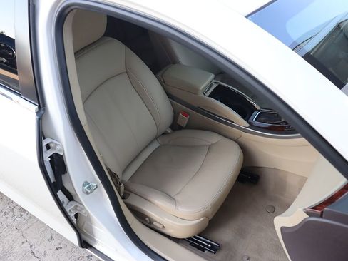 Used 2012 Buick LaCrosse Touring image 25