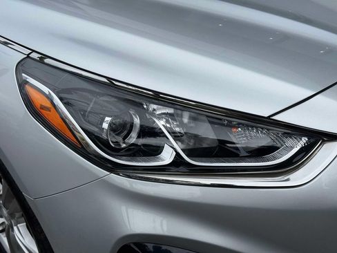 Used 2018 Hyundai Sonata SEL w/ Tech Package 04 FWD image 8
