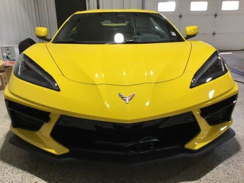 Used 2025 Chevrolet Corvette Stingray Preferred Cpe w/ Z51 Performance Package RWD image 6