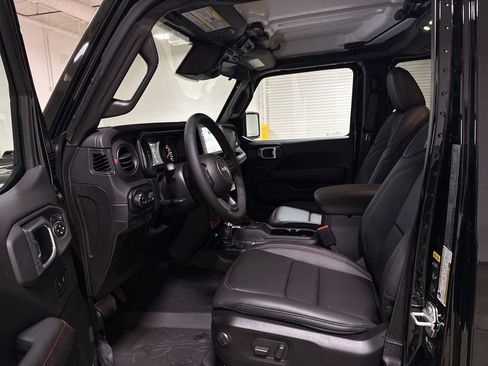 New 2026 Jeep Gladiator Rubicon AWD/4WD image 19