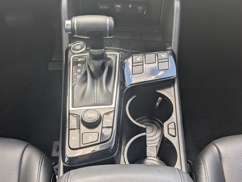 Used 2024 Kia Sportage EX image 20