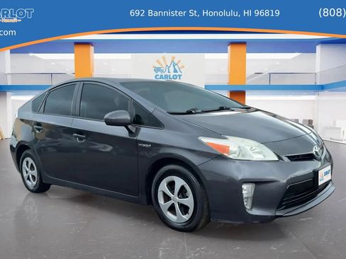 Used 2013 Toyota Prius One image 10