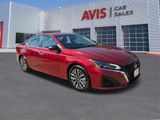Used 2024 Nissan Altima 2.5 SV image 3